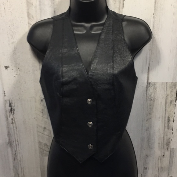 Wilsons Leather Jackets & Blazers - WILSONS LEATHER WOMEN’S VEST SMALL